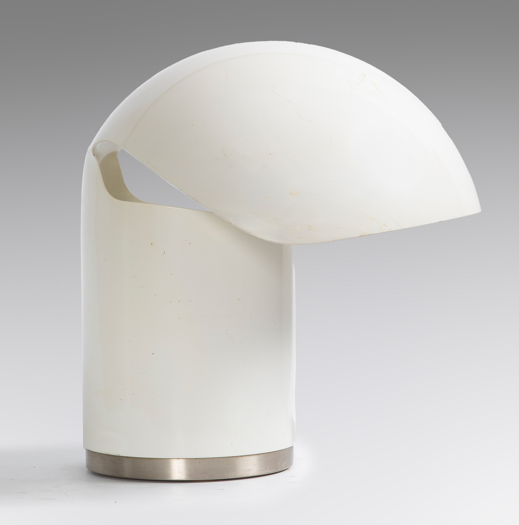 FRANCESCO BUZZI CERIANI (Milán 1897-?)
"Lampada da tavolo (Space Age)". Italia1970
Lampara de mesa...