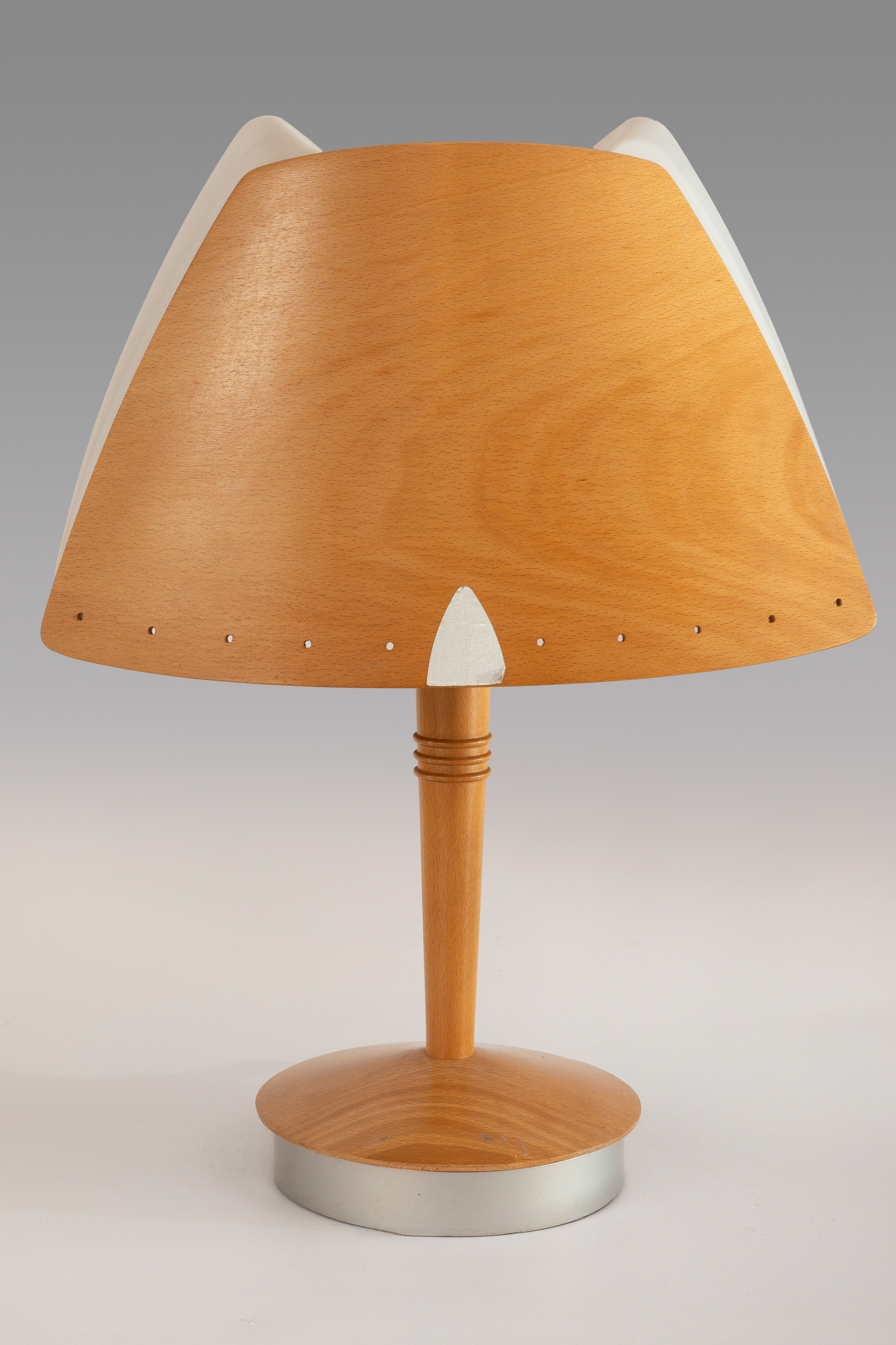 SOREN ERIKSEN para LUCID HARMONIE
"Lámpara". (1957) 1990
Madera de haya y acrílico. Editado para...