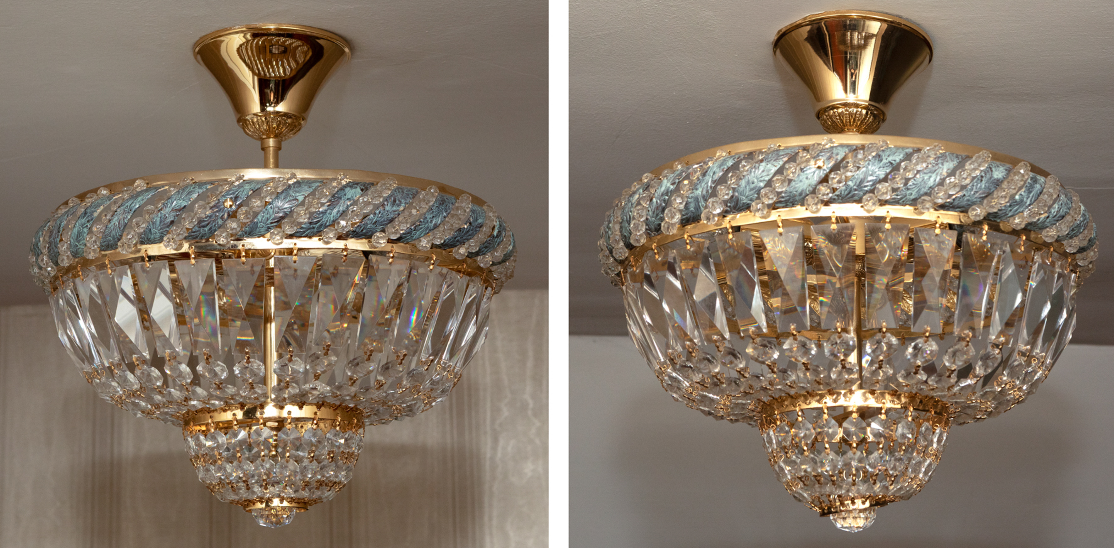 Pareja de lámparas de techo semi-plafón, decoradas con cristal facetado dispuestos a modo de...