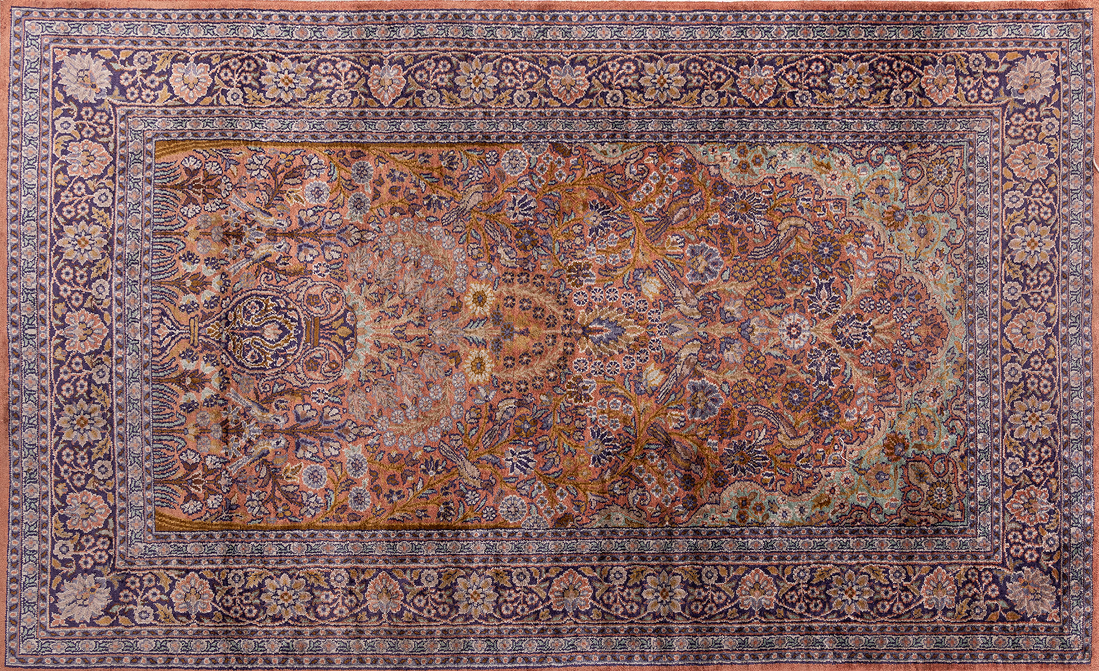 Alfombra Nain, Irán, S. XX
En lana y seda.
Con decoración de Mihrab central, búcaro con flores,...