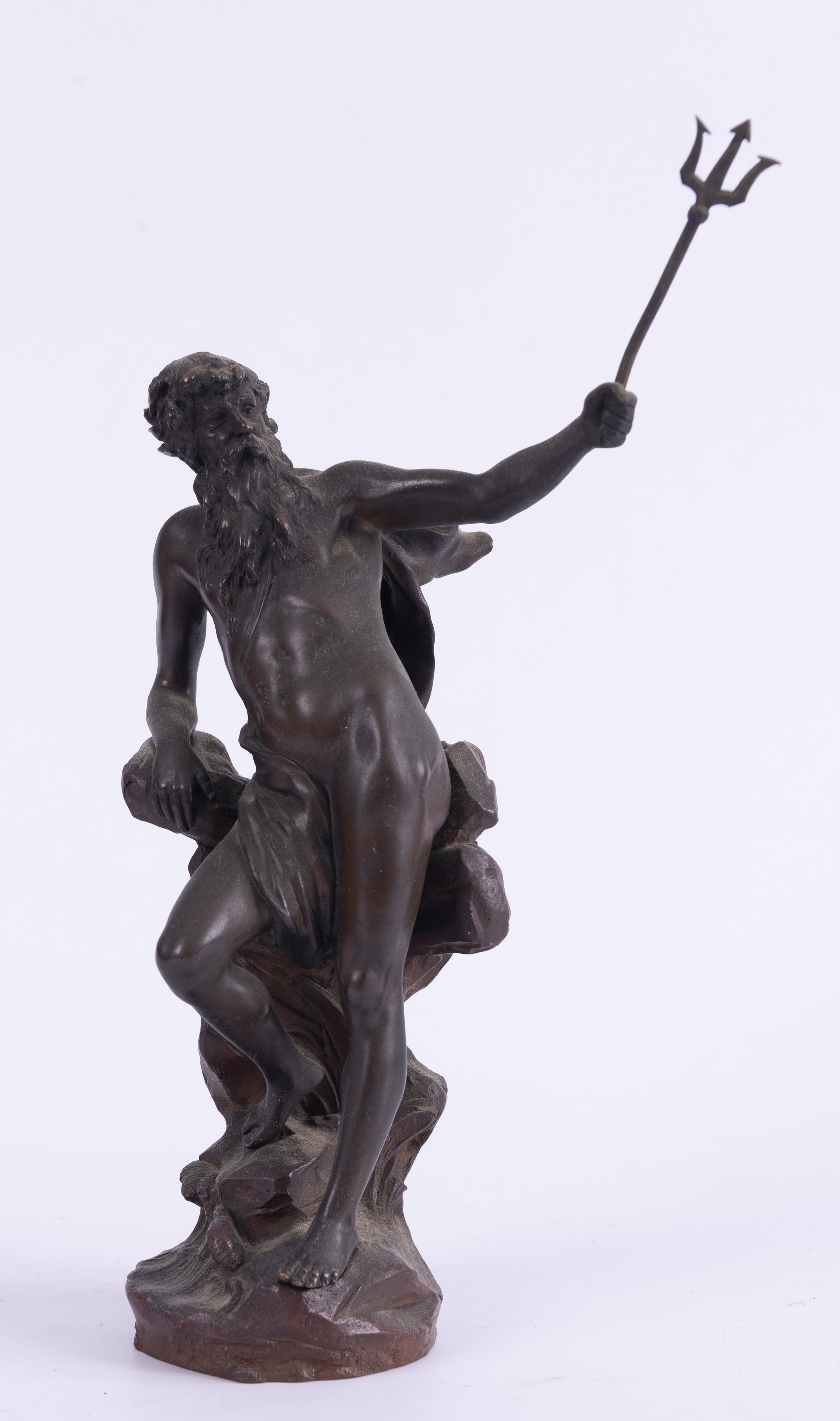 ESCUELA FRANCESA, S. XIX
“Neptuno”
1896
Escultura en bronce
Firmada y fechada.
Altura: 18 cm.
