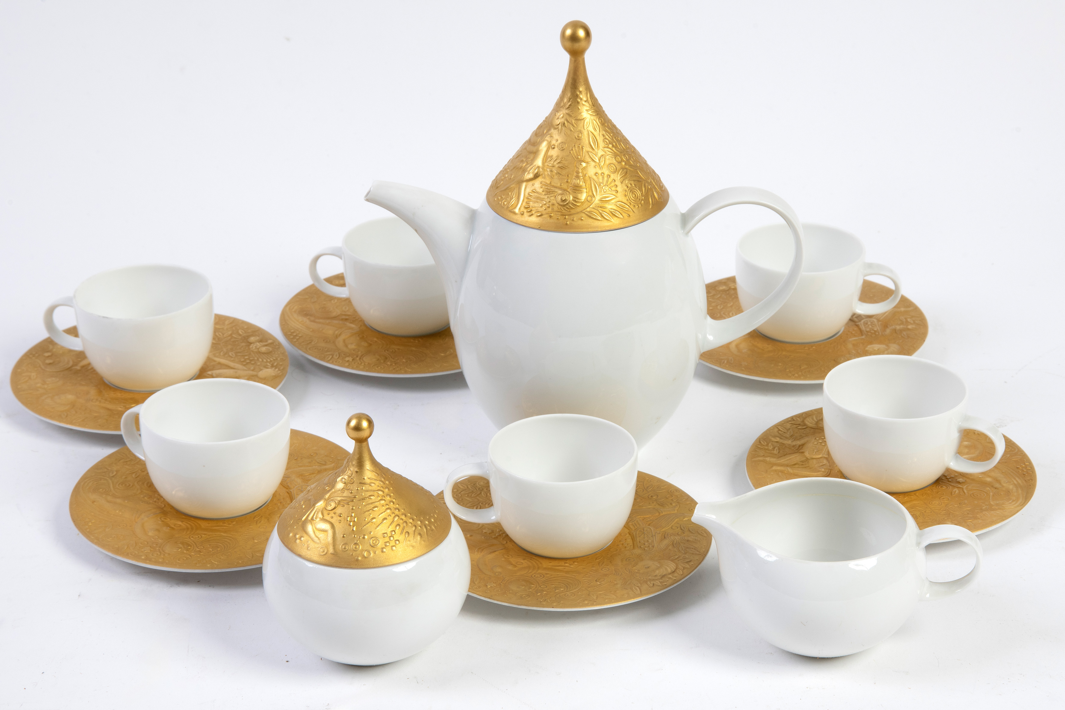 Juego de té Rosenthal "La Flauta Mágica”, diseñado por Bjørn Wiinblad.
Compuesto...