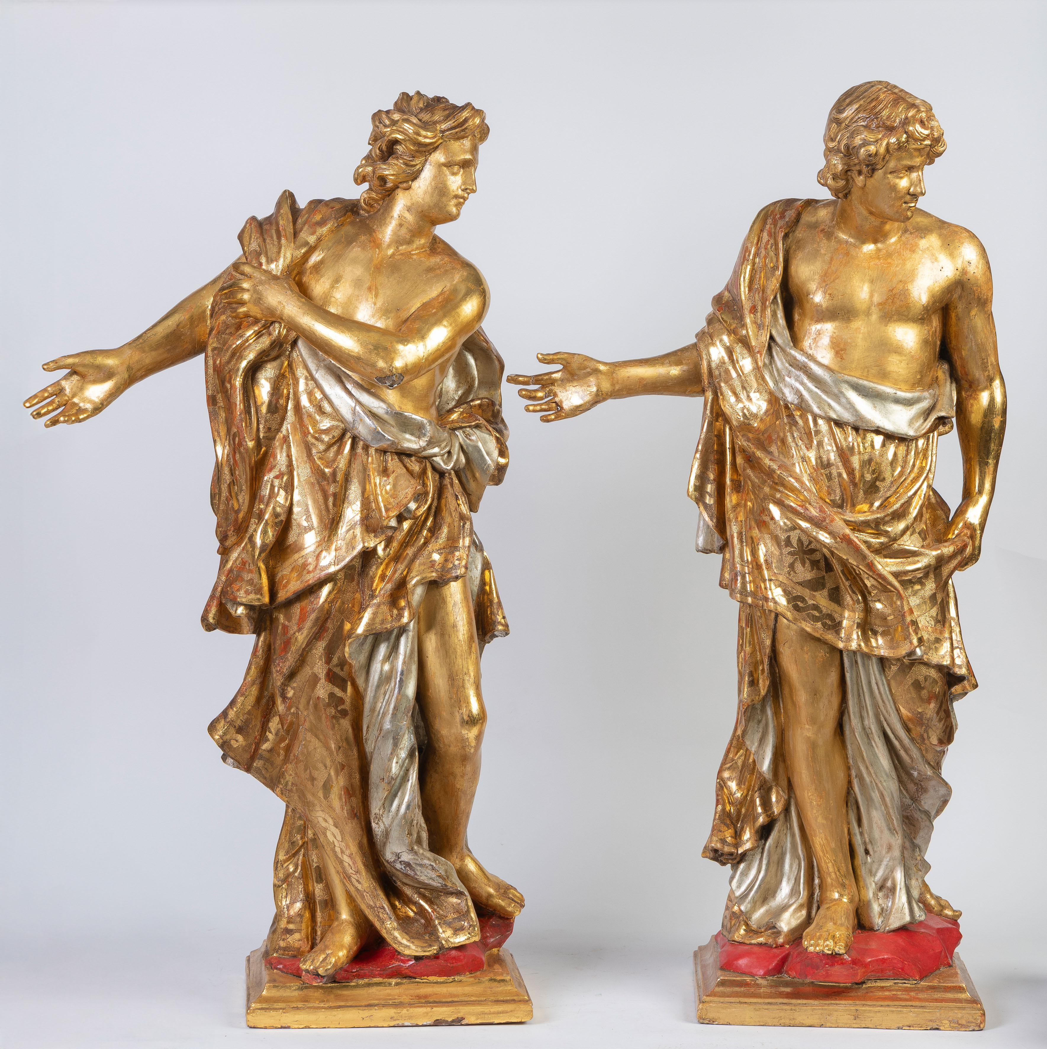 CÍRCULO DE FILIPPO PARODI (Génova, 1630-1702)
"Pareja de esculturas de efebos"
Madera tallada y...
