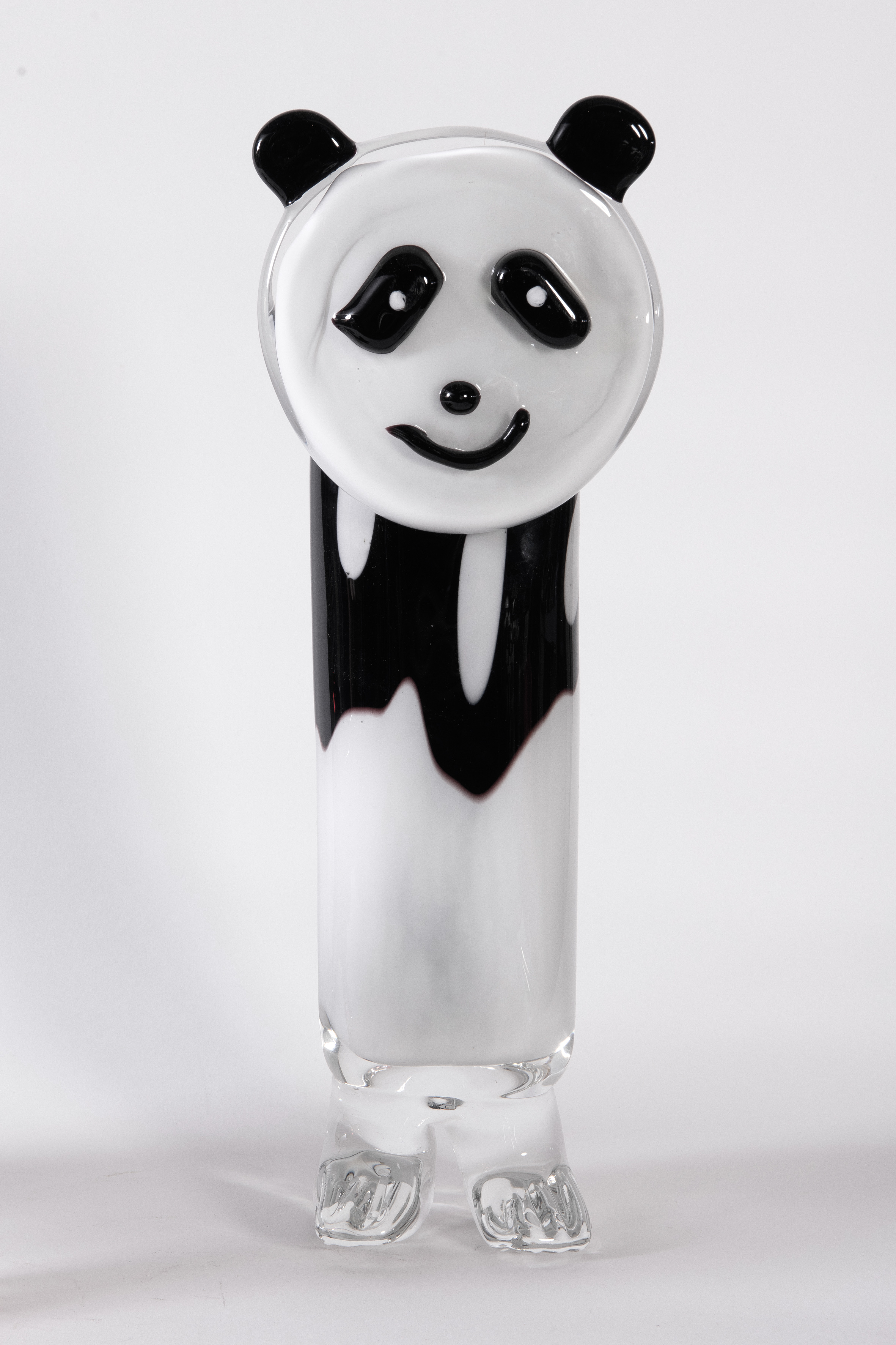 "Panda" escultura en cristal de Murano soplado y modelado a mano. Italia, siglo XX.
Medidas: 40,5 x...