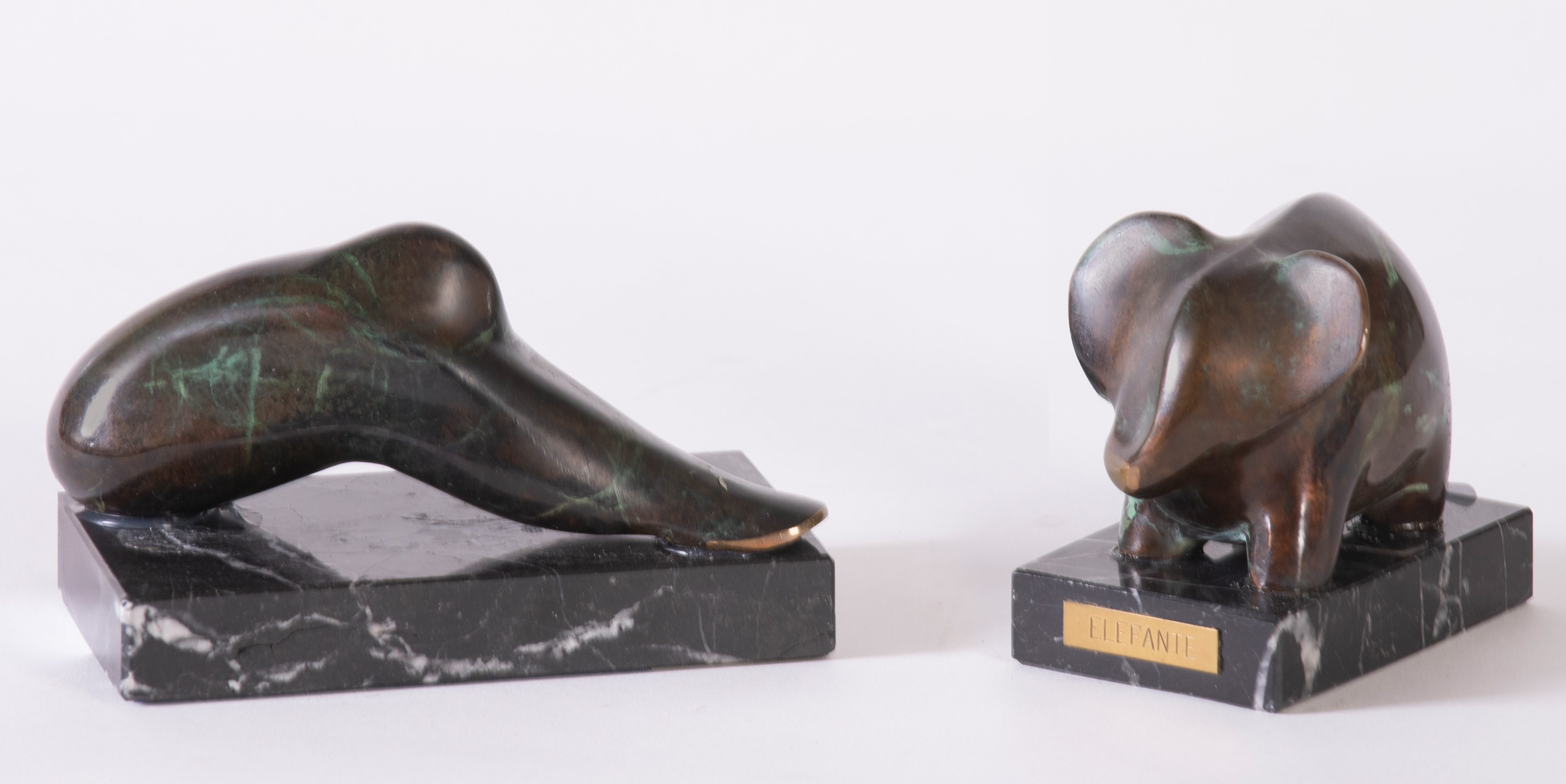 MARINO AMAYA (Astorga, León 1928 - Málaga  2014)
"Elefante" & "Figura femenina". 1970
Pareja de...