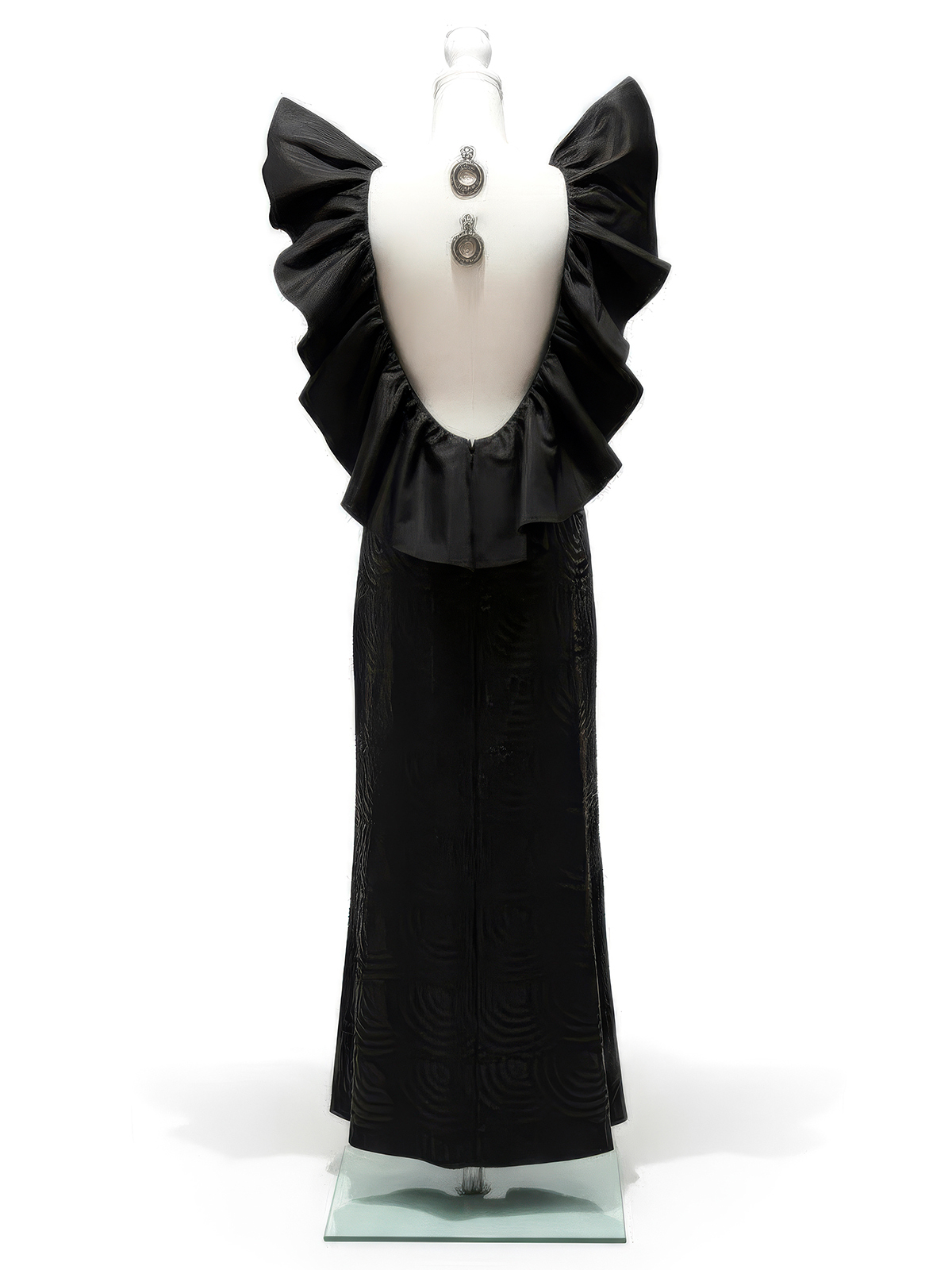 LORIS AZZARO (Túnez, 1933-París, 2003)
Vestido negro de Teresa Berganza que llevó en la imagen de...