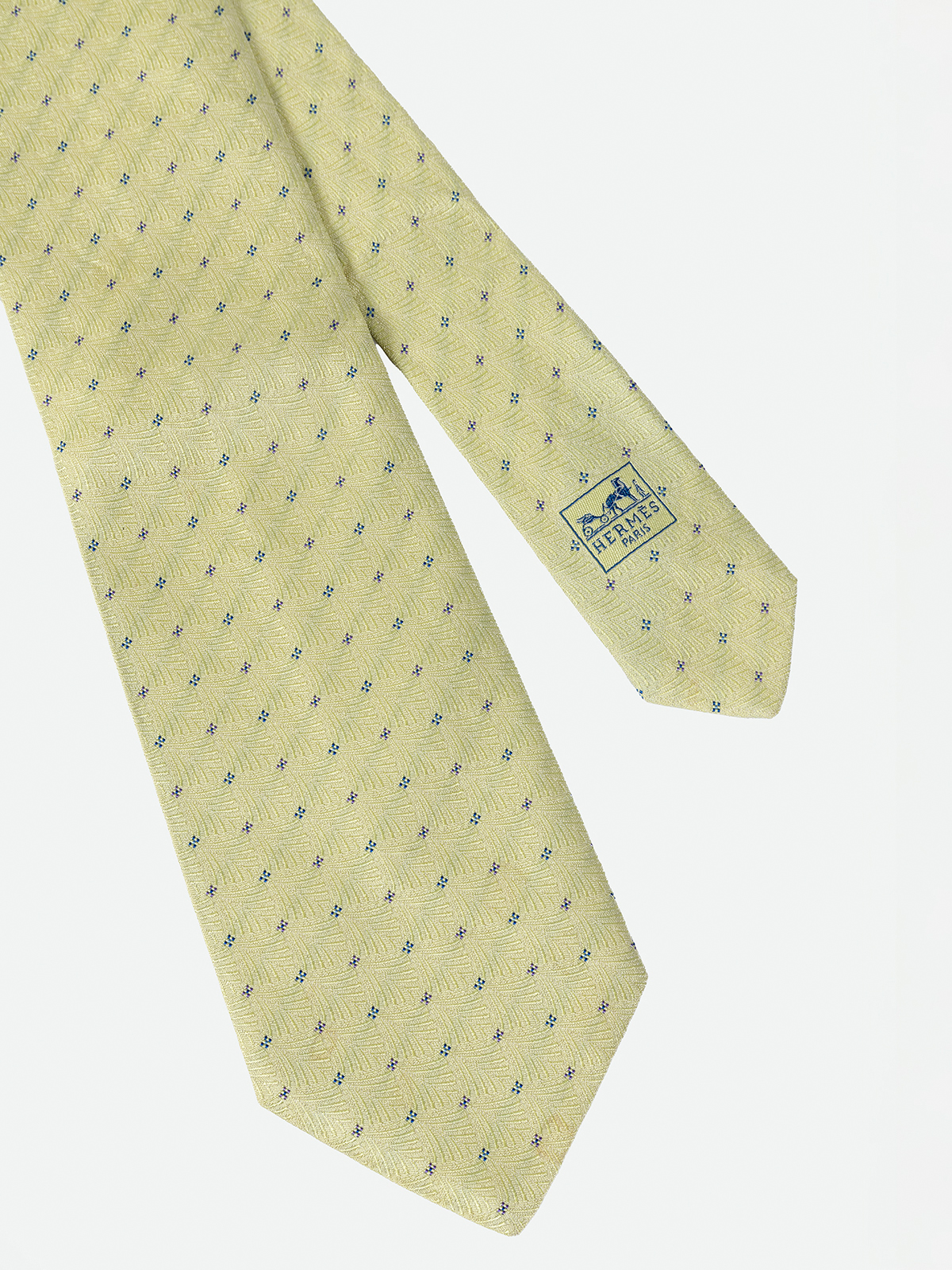 HERMÉS. CORBATA COLOR VERDE CLARITO CON DETALLES EN AZUL.