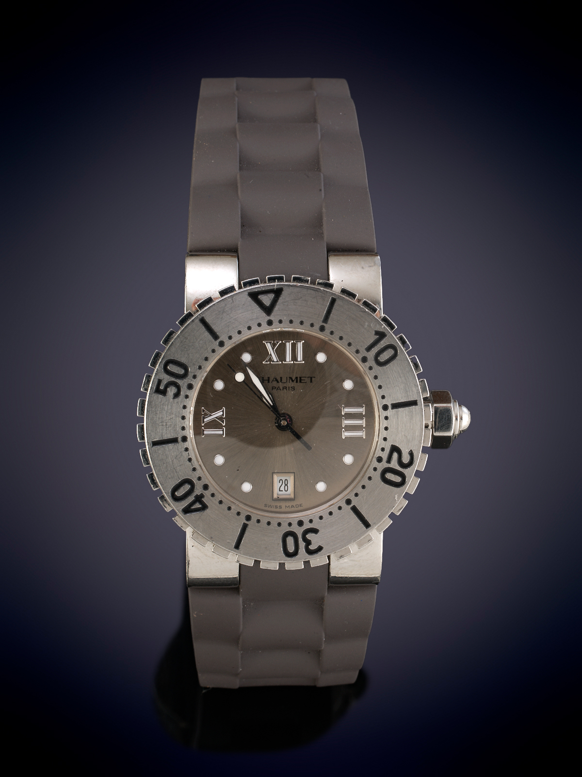 CHAUMET. RELOJ DE PULSERA PARA SEÑORA.ESFERA GRIS CON NUMERACION ROMANA. VENTANA CALENDARIO A LAS...