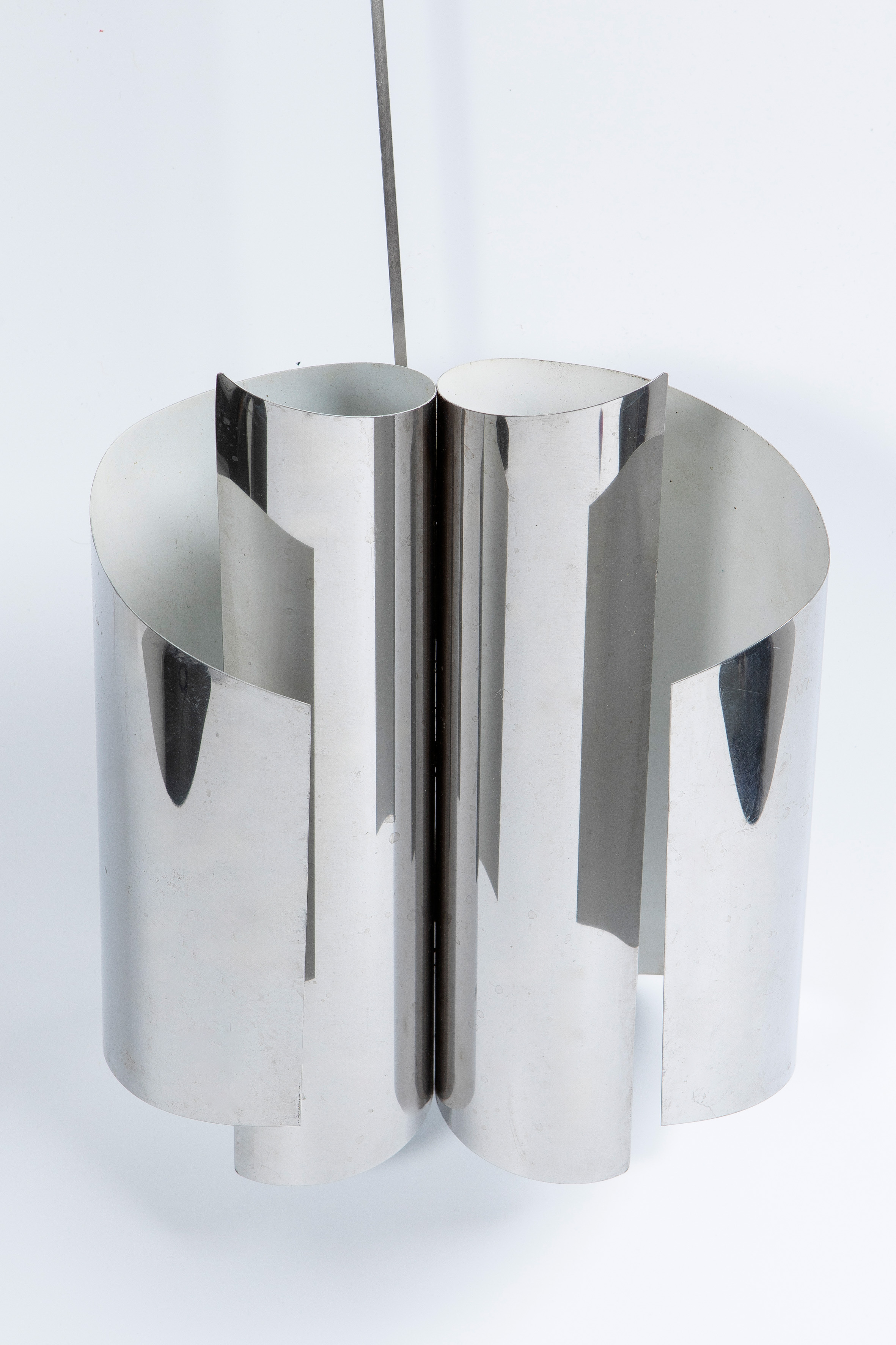 JACQUES CHARLES (Francia)
"Appliques Rouleaux". c. 1970
Aplique de pared de Maison Charles en acero...