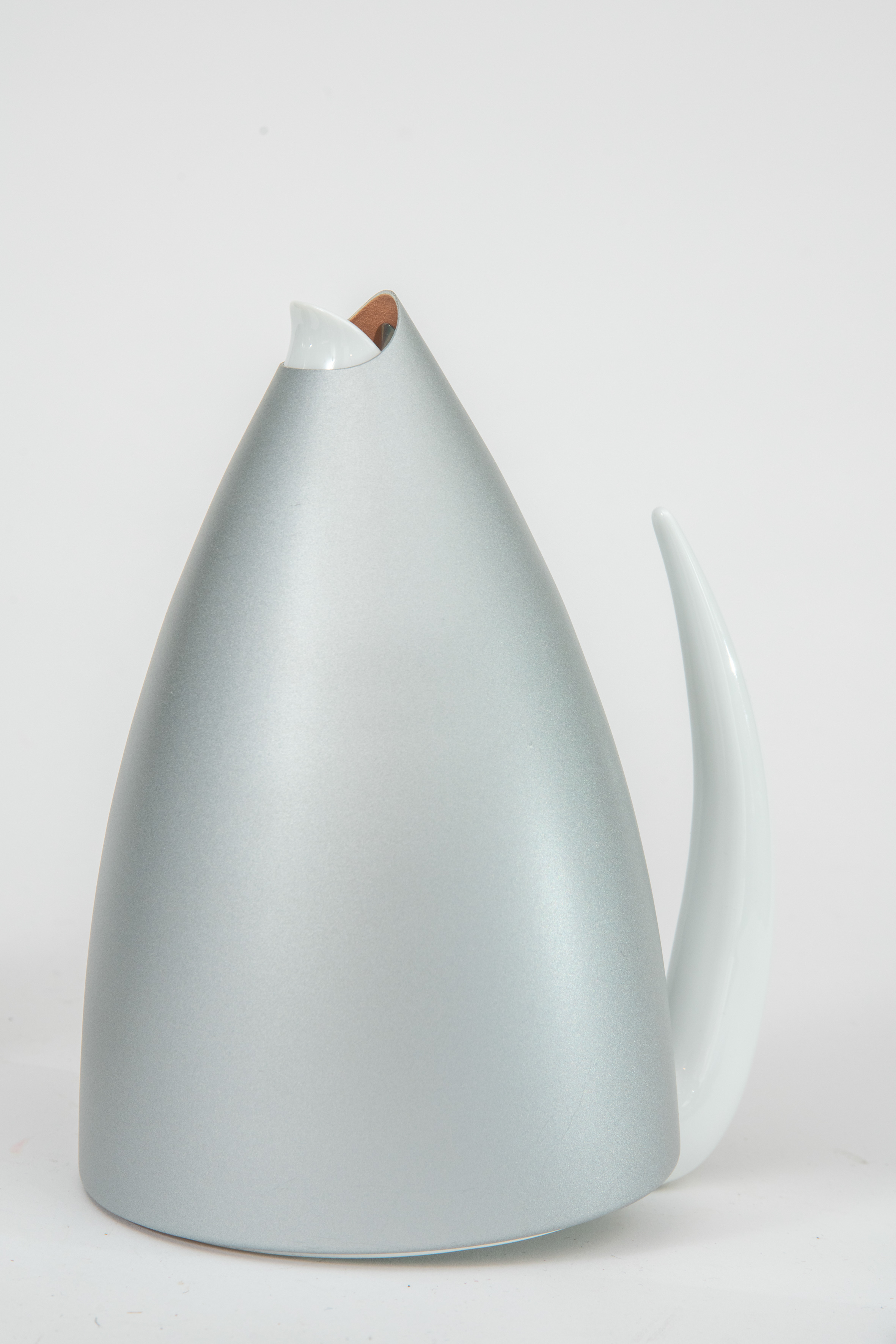 PHILIPPE STARK (París, 1949)
Tetera 'Ti-Tang Teapot' by Alessi. Pp. años 90.
Altura: 23 cm.