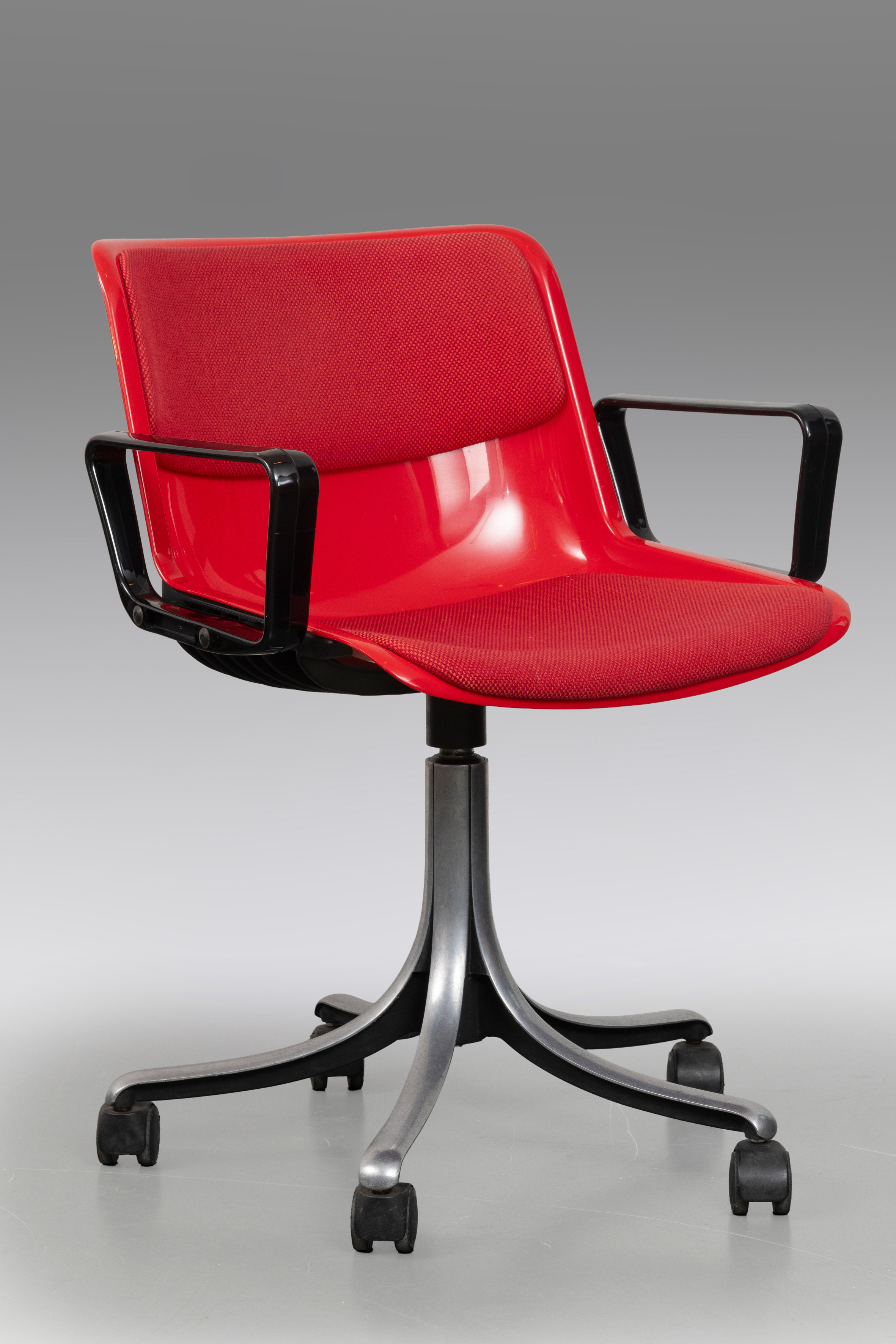 OSVALDO BORSANI (Varedo, Italia, 1911 – Milán, Italia, 1985)
Silla de oficina "Modus 5". c....