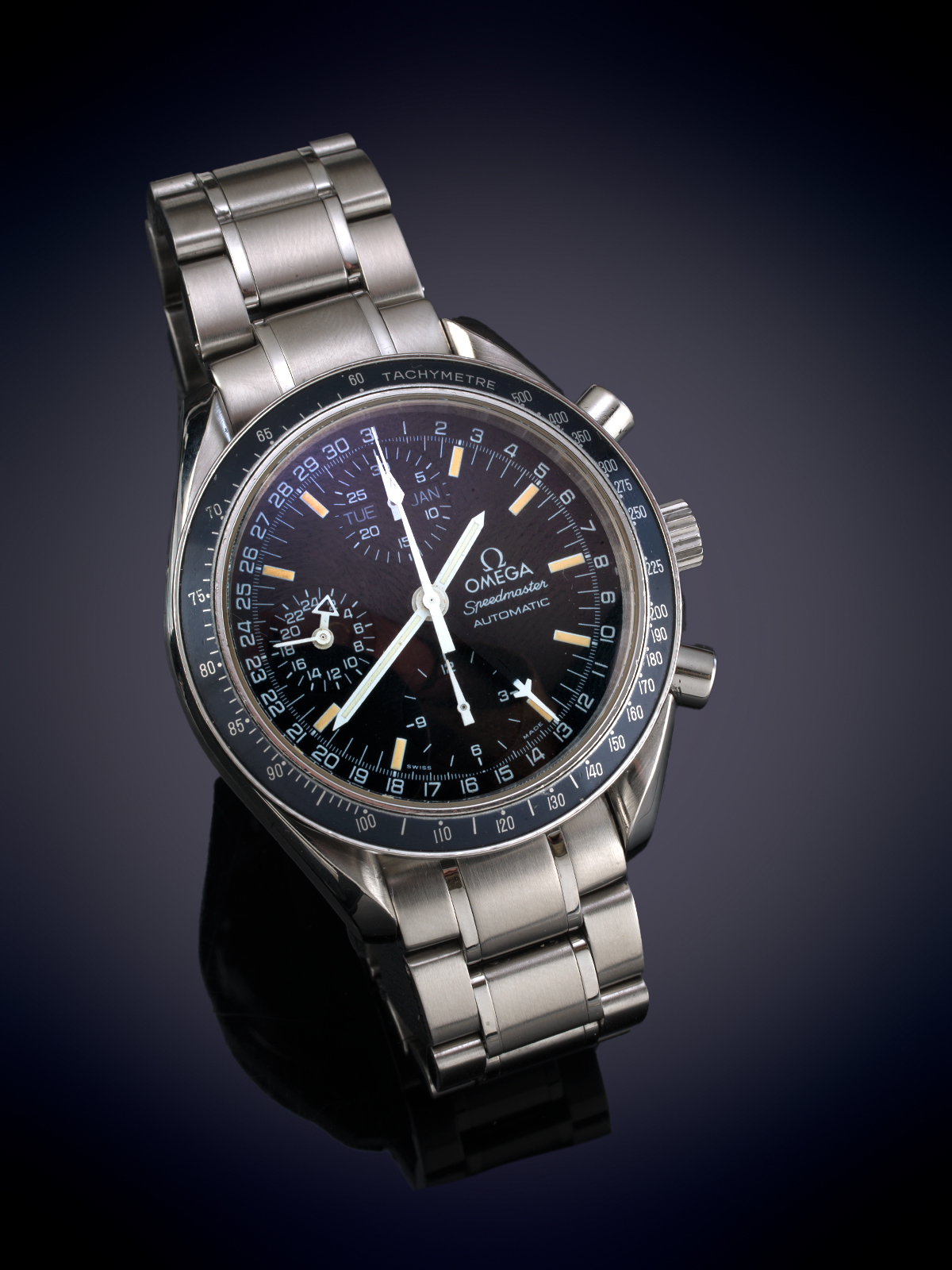 OMEGA. MODELO ¨SPEEDMASTER¨  ESFERA AZUL EN ACERO DE 39MM. BRAZALETE CON CIERRE DESPLEGABLE....