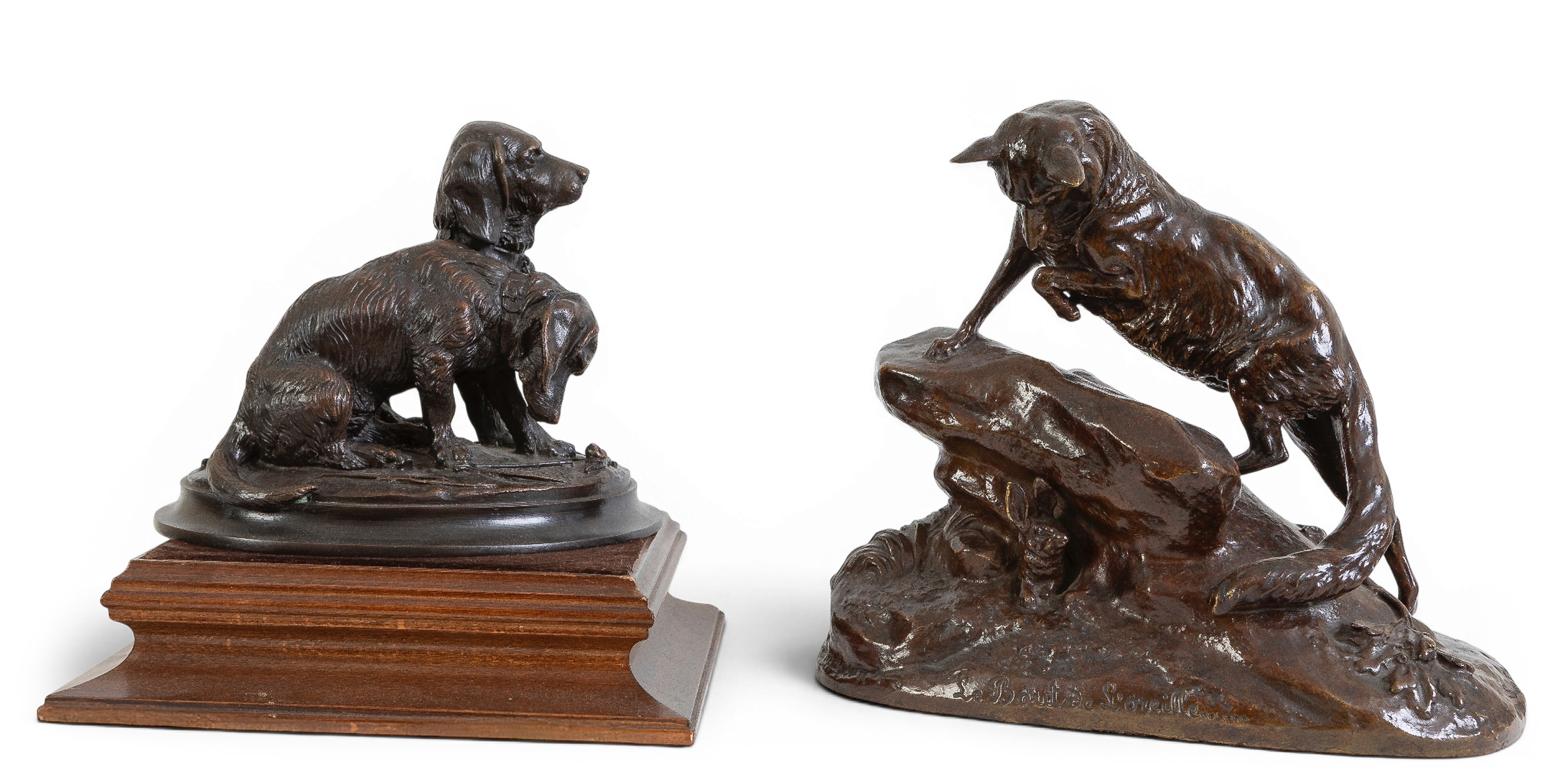 Lote de dos centros en bronce pavonado de perros de caza.
Medidas: 20 x 24 cm.
Medidas: 15 x 17 cm.