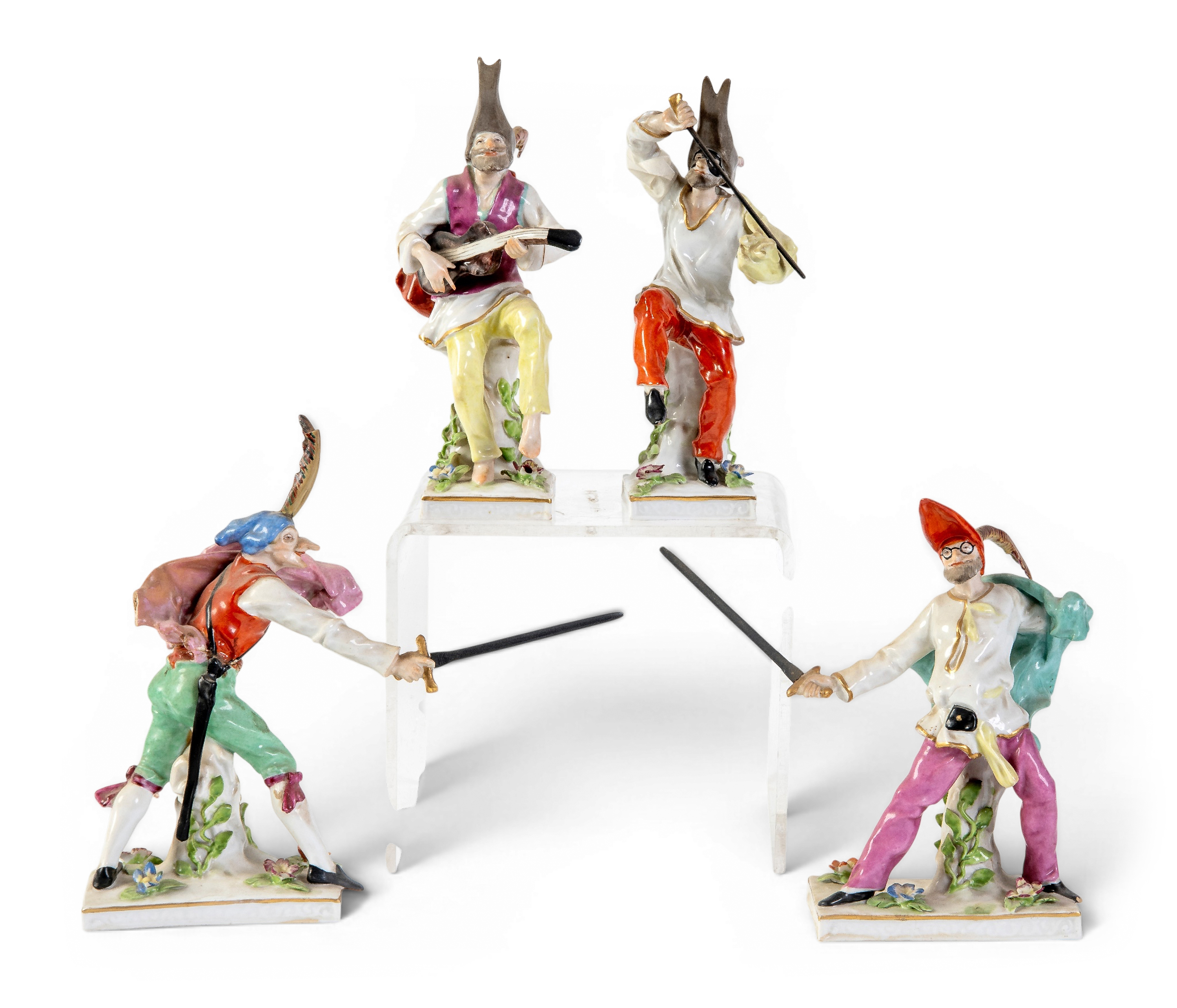 Sitzendorf, Commedia dell'Arte, Alemania, ca. 1850
Cuatro figuras de Scaramucia, Fritellino, Bello...