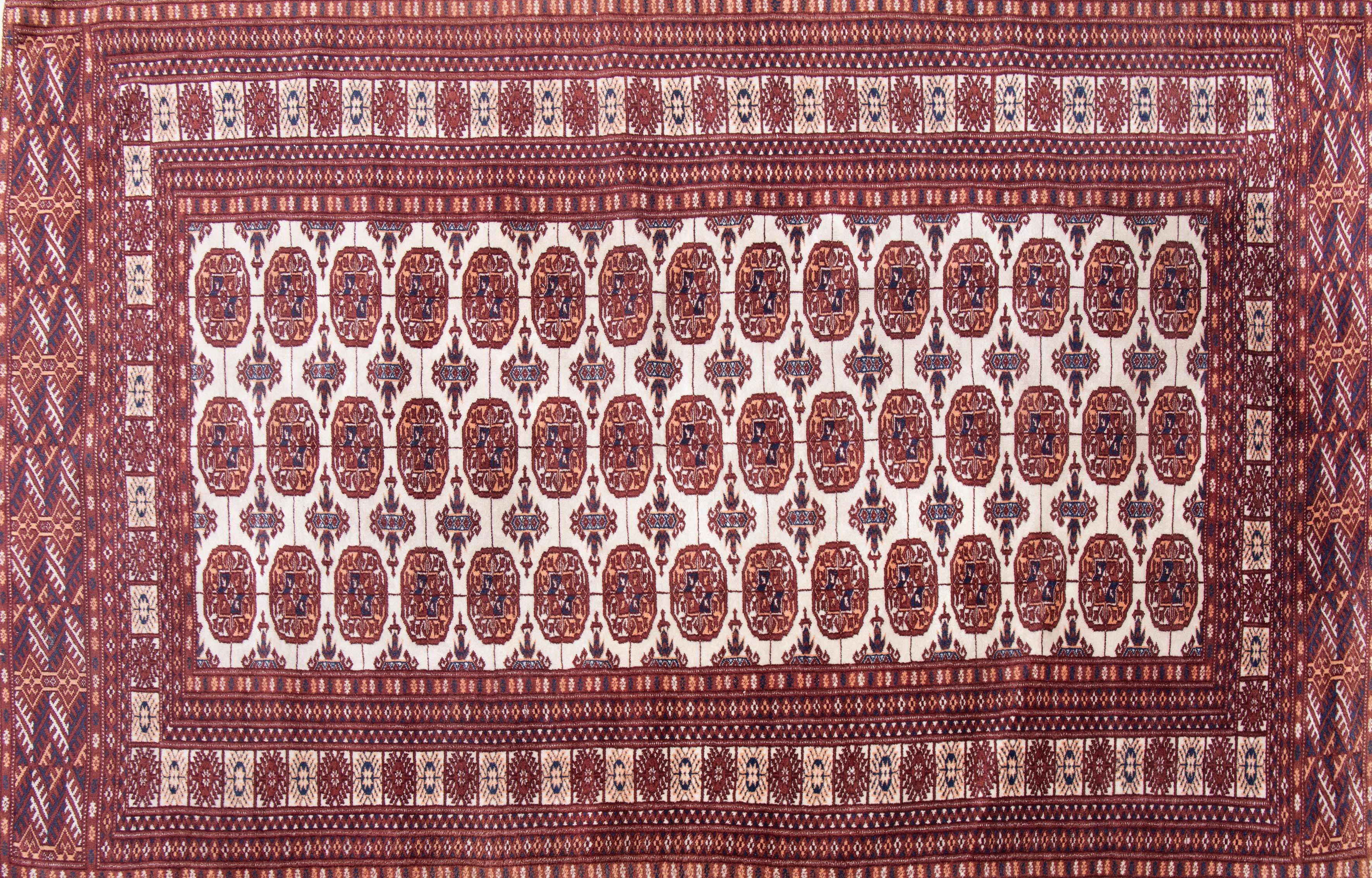 Alfombra de Bokhara, Irán S.XX